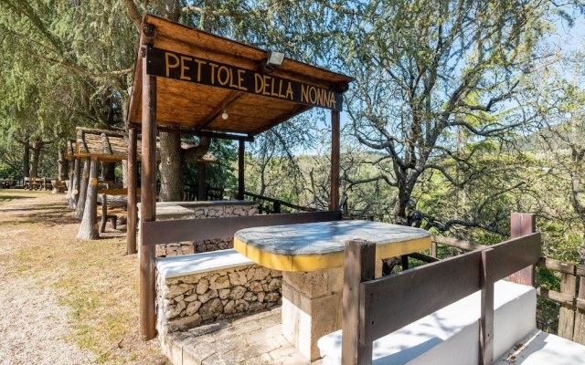 Holiday Home in Mattinata With Pool, Tennis Court & Bikes