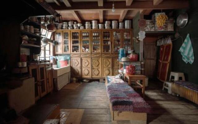 OurGuest Lachung Homestay