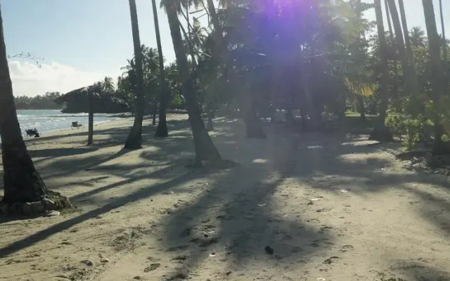 Las Pasqualas Beach Resort