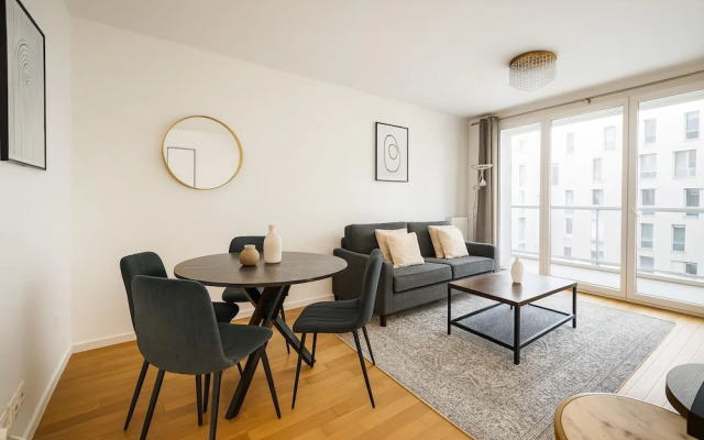 Spacieux 4 pièces à Issy-les-Moulineaux