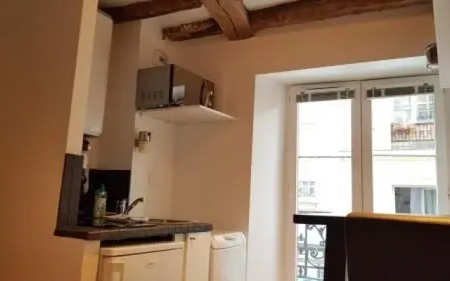 PARISRENTSTUDIO