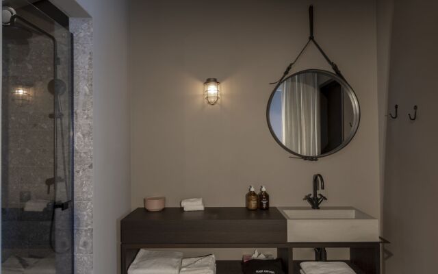 Nomad Lodge & Spa by CERVO