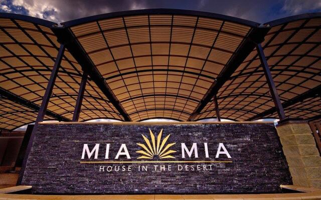 Mia Mia House in the Desert