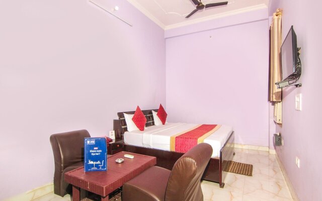 OYO 7441 Gomti Nagar