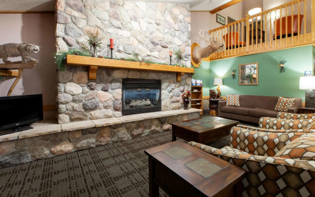 AmericInn by Wyndham Iron River