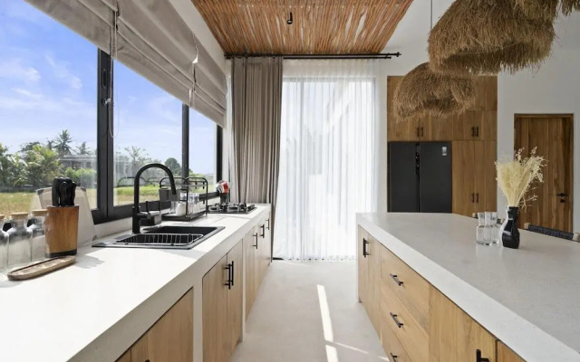 Marbella Villa by Betterplace