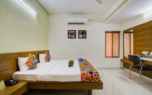 Hill View Guest House, GachiBowli