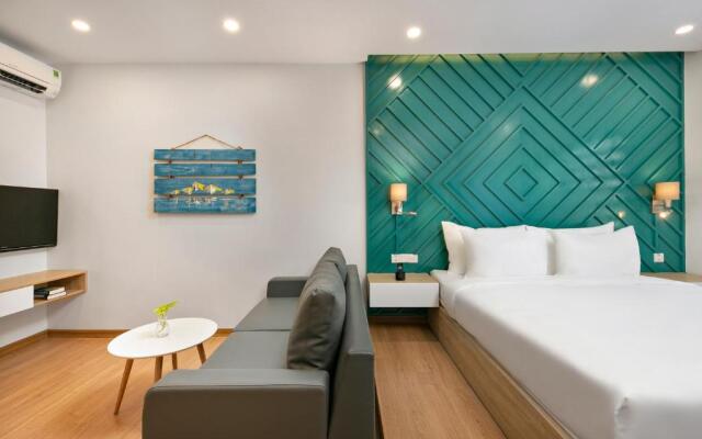 Dolphin Hotel and Apartment