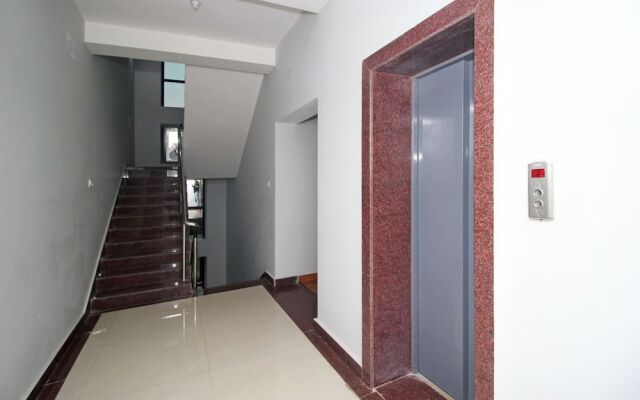 OYO Flagship 8346 LazyStays