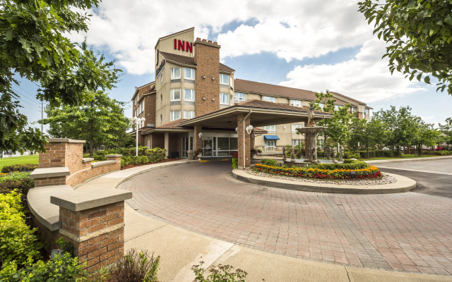 Monte Carlo Inn - Brampton Suites
