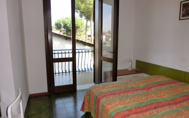 Incredible Apartment With Private Garden - Beahost