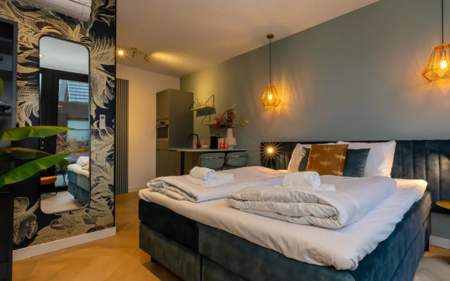 Romantic Getaway With Garden