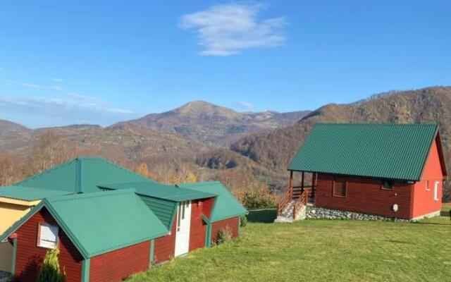 ECO ViLLAGE CORIC