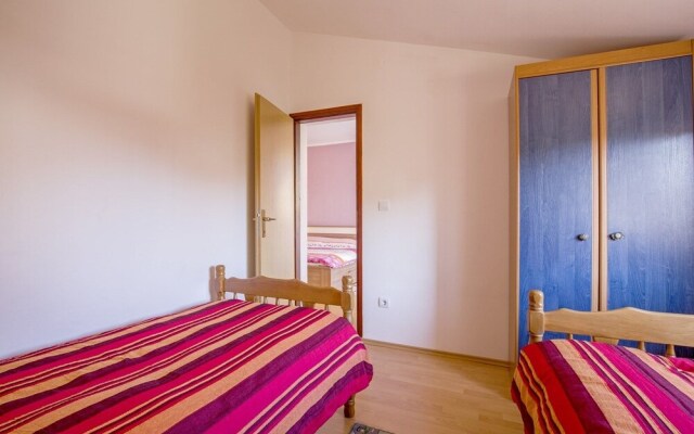 Apartments Rozalina