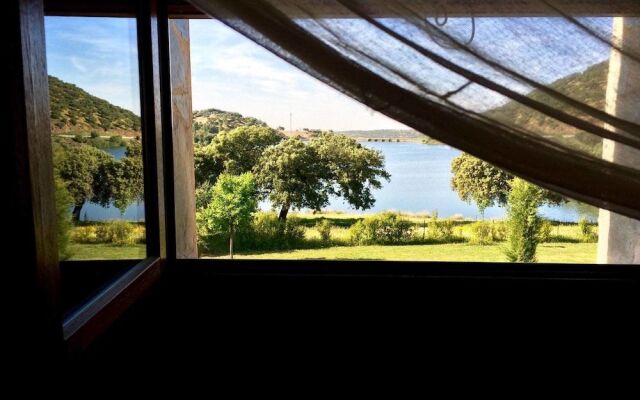 Casa Rural Alcornocalejo