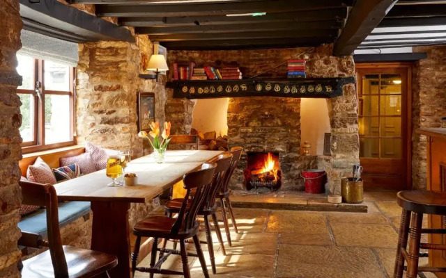 The Crown Inn