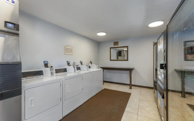 Best Western Palm Beach Lakes