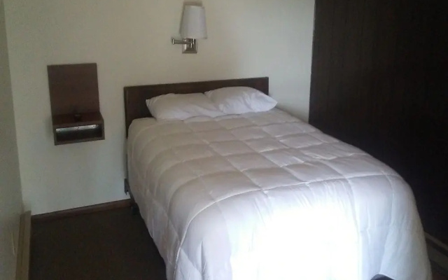 Ragged Butte Inn