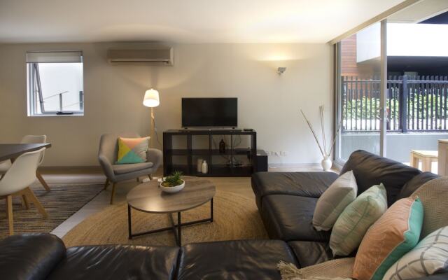 Urban Sea Drift - Rejuvenate Stays