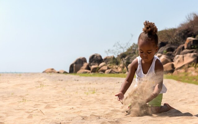 Safari Beach Lodge