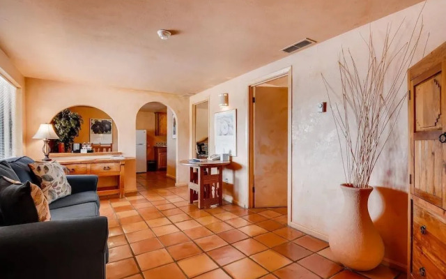 Hotel Pecos Trail Inn