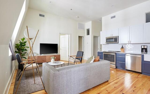 Sonder by Marriott Bonvoy The Louie Apartments CBD