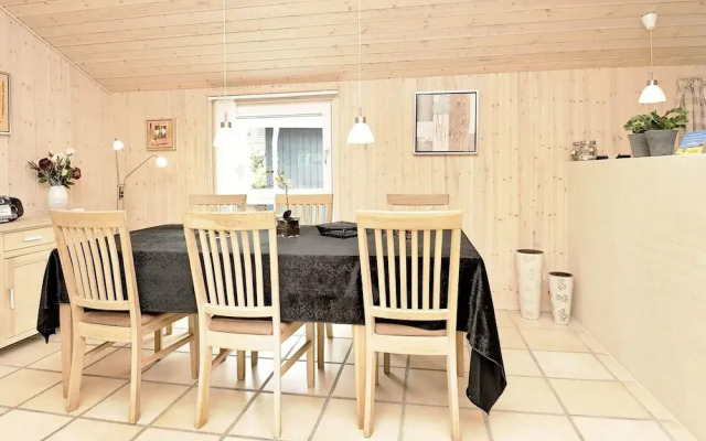 6 Person Holiday Home in Oksbol-by Traum