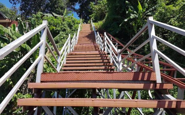 Railay Hilltop