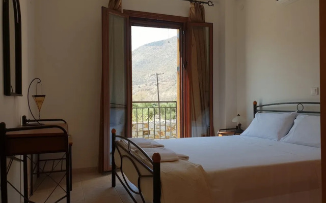 Domaine Papakonstantis Apartments To Let