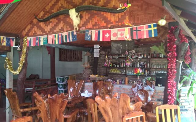 The Lazy Bar And Guesthouse