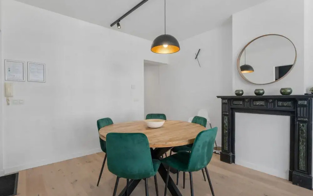 Renovated Apartment for Family