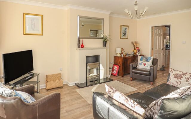 Ogilvie Lodge
