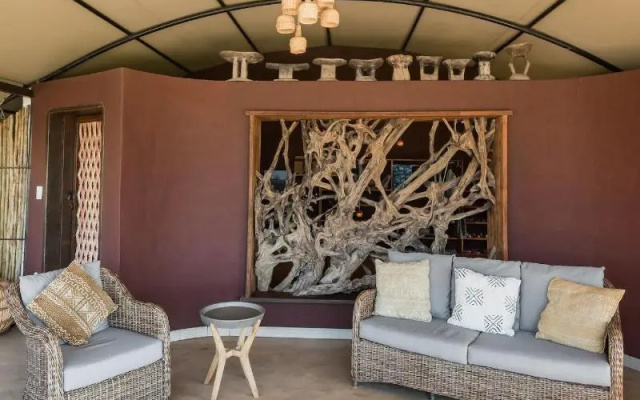 Serondela Lodge