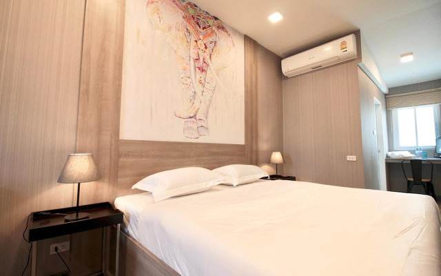 R 17 Living Hotel
