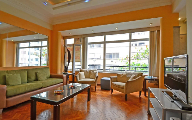 Copacabana Beach Apartments 48