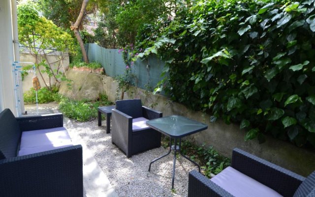 Appartement moderne 6 personnes avec jardin quartier du Port de Nice