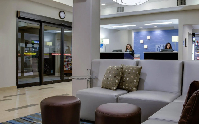 Holiday Inn Express Hotel & Suites Meadowlands Area by IHG