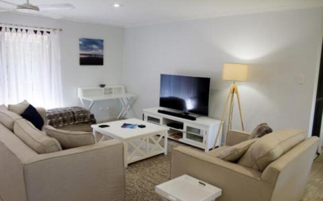 Wellington Parade 1/15a, Shelly Beach, Caloundra