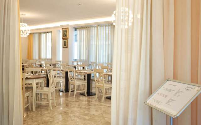 Hotel Altair