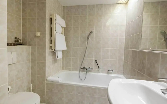 Van Der Valk Avifauna