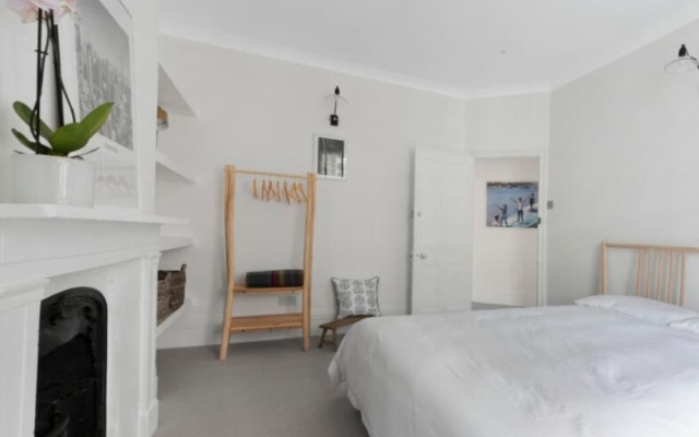 Centrally Located, Stunning 3bed 2bath, SE1