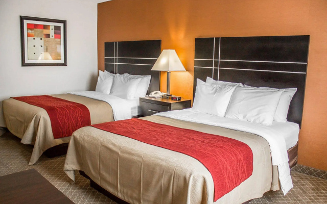 Howard Johnson by Wyndham Columbus State Fairgrounds I-71