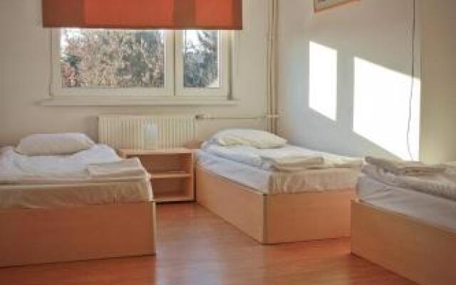 Hostel24 BED&BREAKFAST