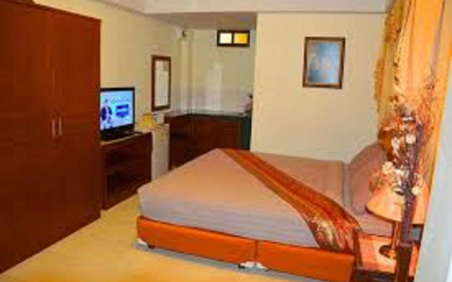 Silver Gold Garden Suvarnabhumi Airport Hotel
