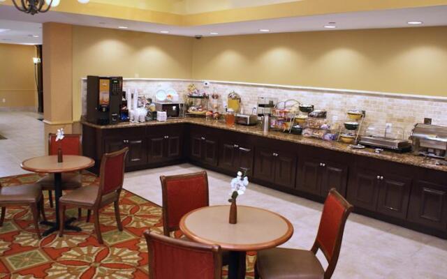 La Quinta Inn & Suites Houston-Normandy