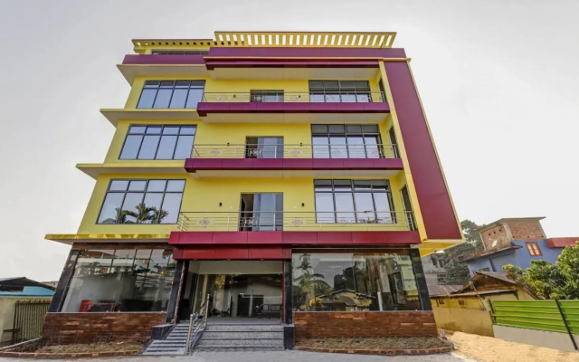 Capital O 9671 Hotel Rudraksh Inn