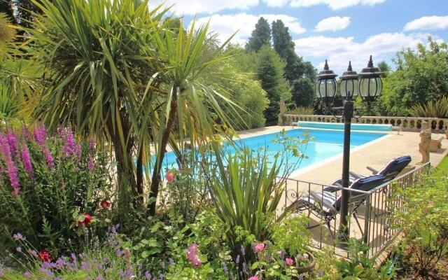 Daisy Lodge