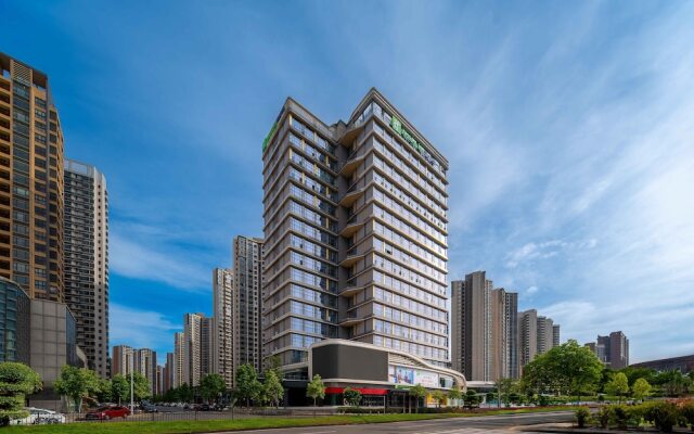 Holiday Inn Express Jiangmen East Station, an IHG Hotel