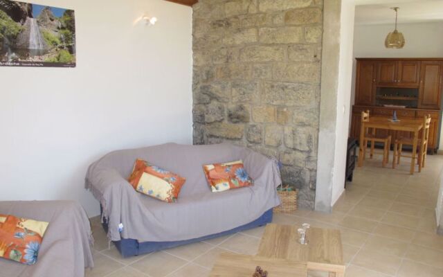 Holiday Home Les Lauriers Roses (LRG490)
