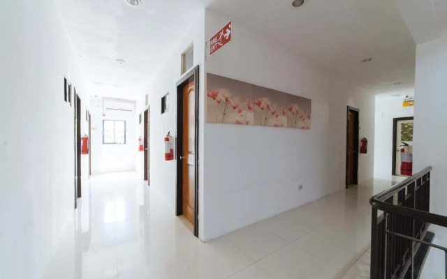 Palmera Garden Hotel by RedDoorz